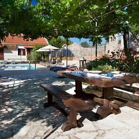 Casa Nobile Villa Lavonikes