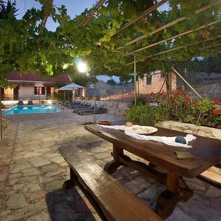 Villa Casa Nobile Lavonikes